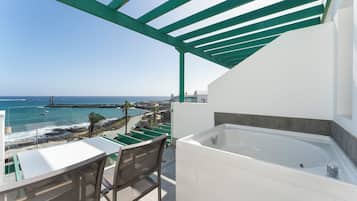 Deluxe Room, Hot Tub, Sea View | View from room
