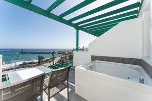 Deluxe Room, Hot Tub, Sea View | View from room