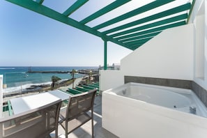 Deluxe Room, Hot Tub, Sea View | View from room