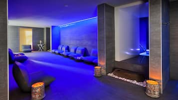 Couples treatment rooms, sauna, steam room, body treatments