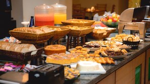 Petit déjeuner buffet compris tous les jours