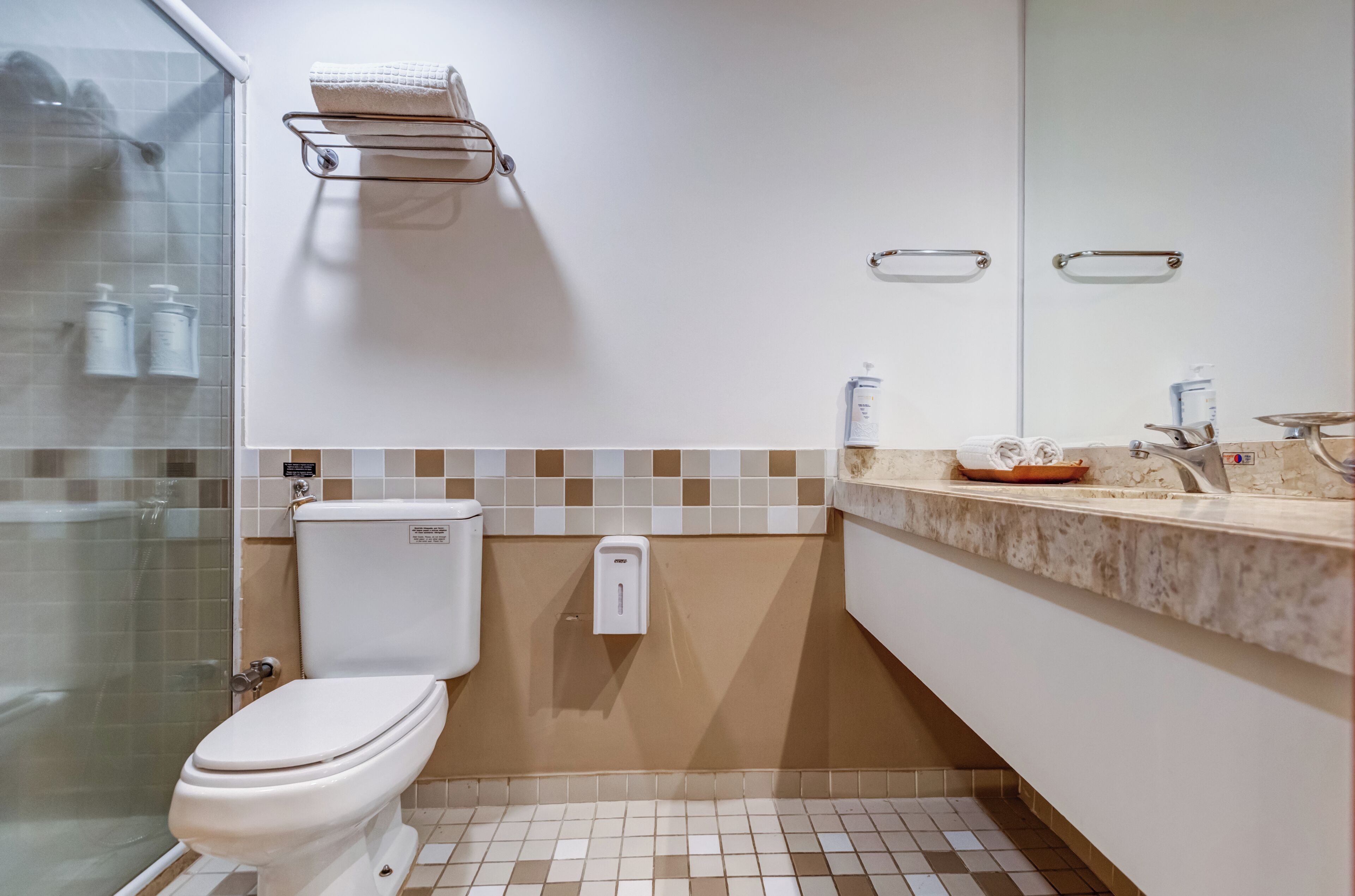 Photo - Comfort Suites Alphaville