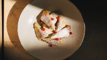 A dessert on a plate.