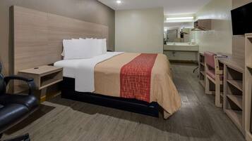 Desk, blackout curtains, free WiFi, bed sheets