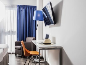 Twin Room, 2 Single Beds | Down duvets, in-room safe, desk, blackout curtains