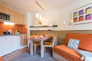 Appartement 4 personnes - 1 chambre | Olohuone | Televisio