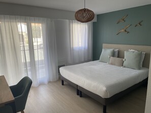 Apartemen, 2 kamar tidur | Wi-Fi gratis, seprai linen, dan dapat diakses tamu berkursi roda