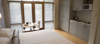 Easystay Studio Apartments