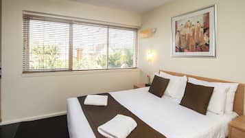 Desk, iron/ironing board, rollaway beds, free WiFi