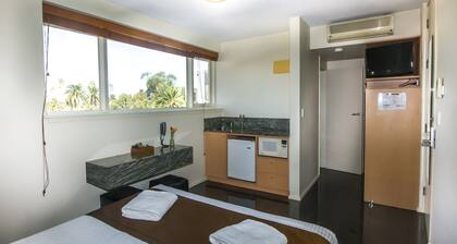 Easystay Studio Apartments