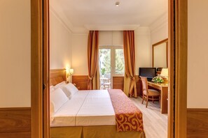 Premium bedding, in-room safe, desk, soundproofing