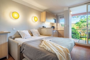 Studio 4 personnes - 1 coin nuit - Terrasse ou balcon - Rénové - Pierre & Vacances Residence Cannes Mandelieu (Mandelieu-La-Napoule)