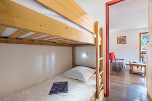 1 quarto, quartos à prova de som, ferros/tábuas de passar roupa