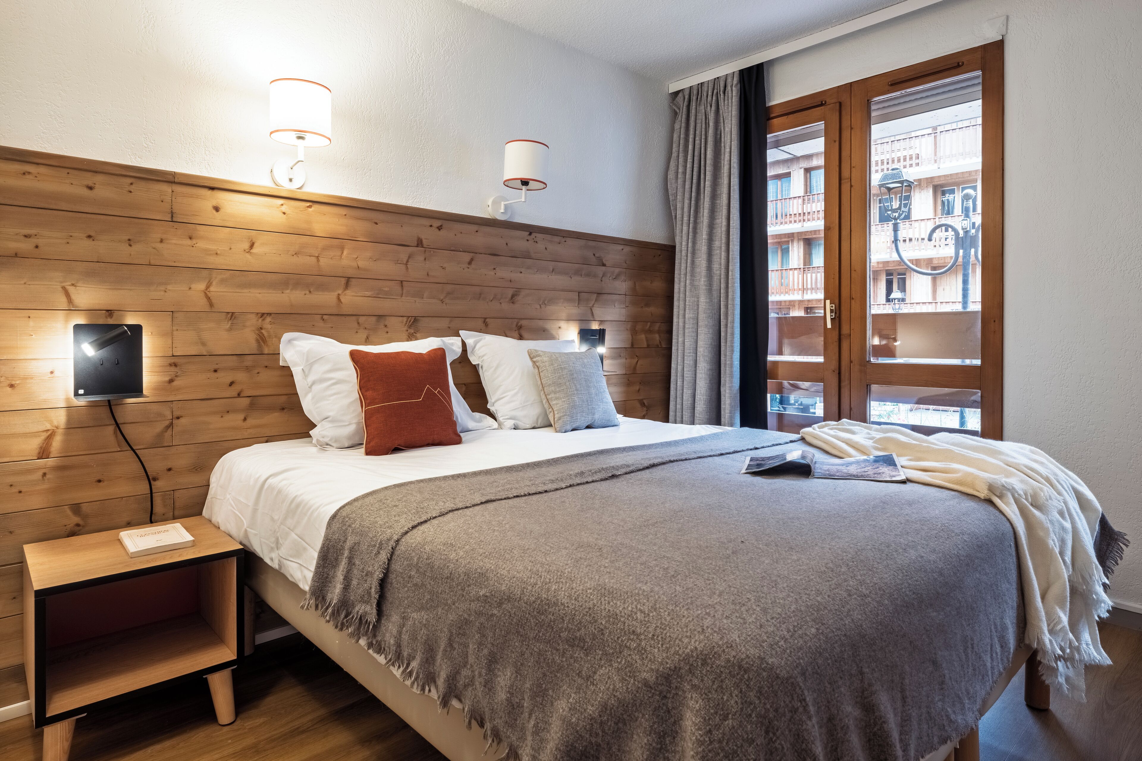 Appartement 6 personnes - 1 chambre + 1 coin nuit - rénové | Phòng cách âm, bàn ủi/dụng cụ ủi quần áo 