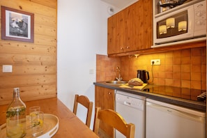 Appartement 4 personnes - 1 chambre - Rénové | Private kitchen