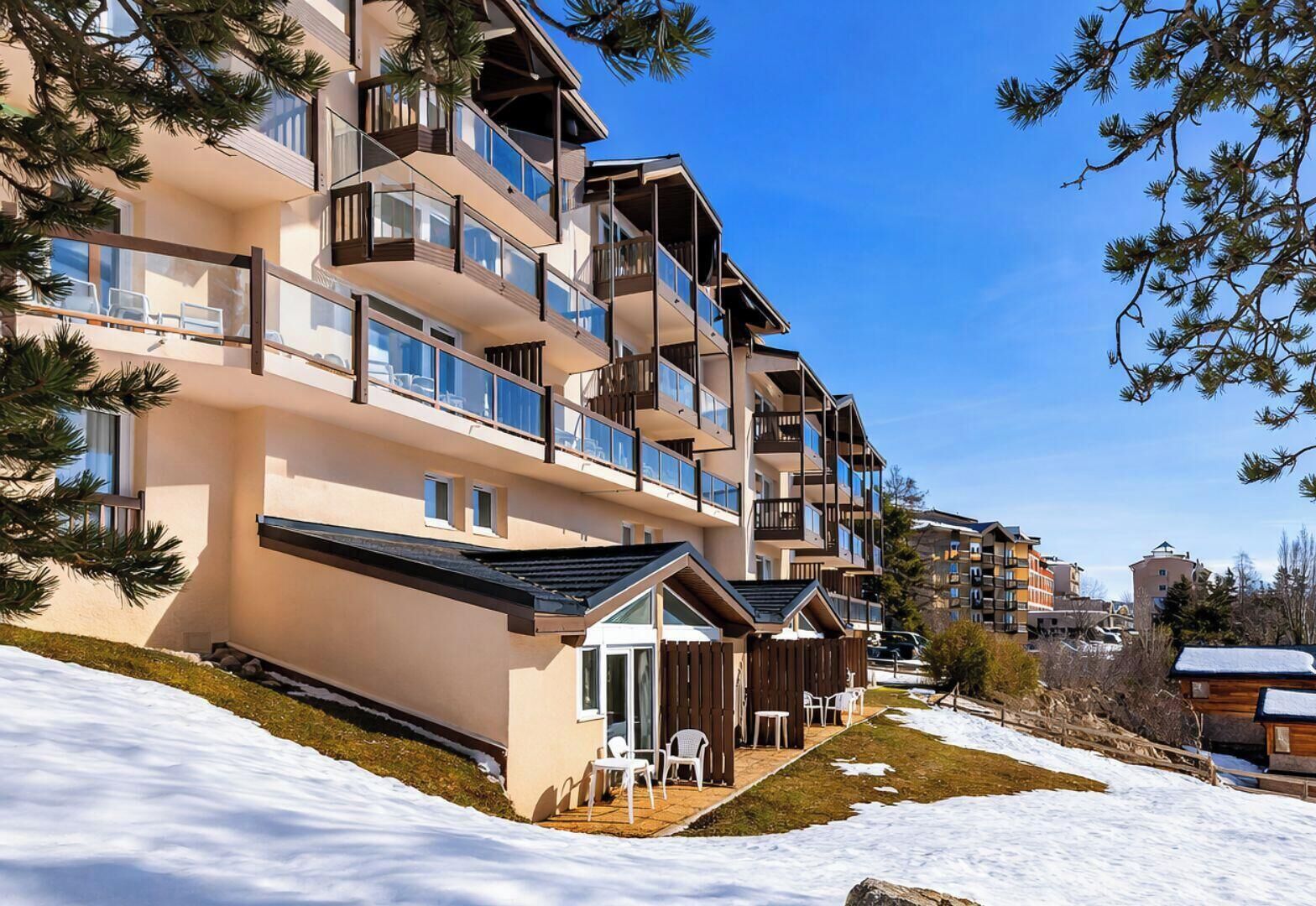 숙박 시설 정면