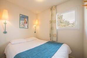 Iron/ironing board, cribs/infant beds, free WiFi, bed sheets