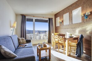 Estudi estàndard, vistes a la muntanya | Vista des de l'habitació