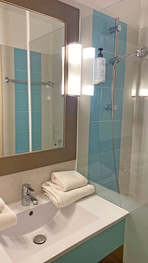 Standard - Studio 4 people | Bathroom - Pierre & Vacances Résidence Ty Mat (Saint-Malo)