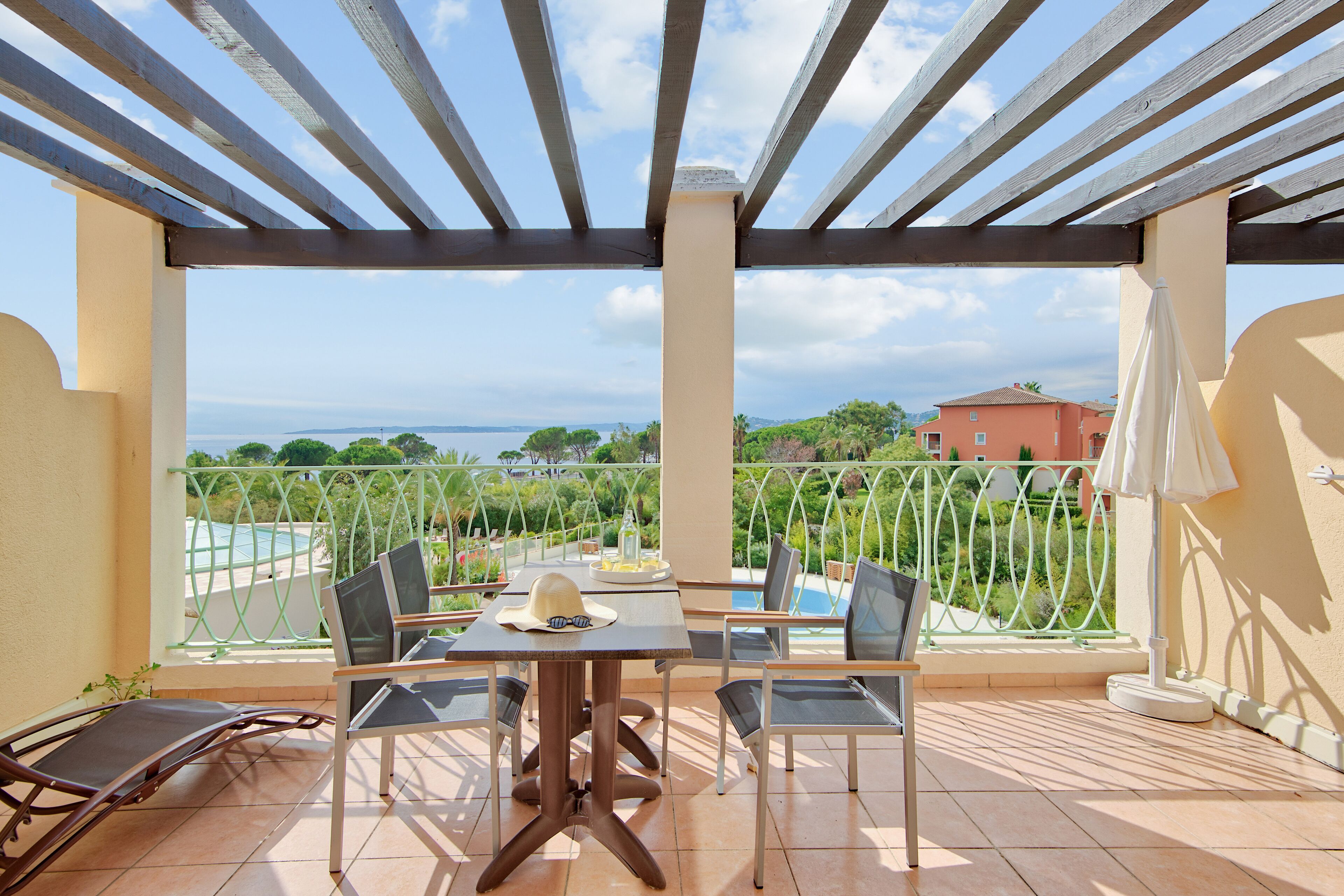 Appartement 6 personnes - 1 chambre + 1 coin nuit - Terrasse ou balcon - Vue mer | Balcon