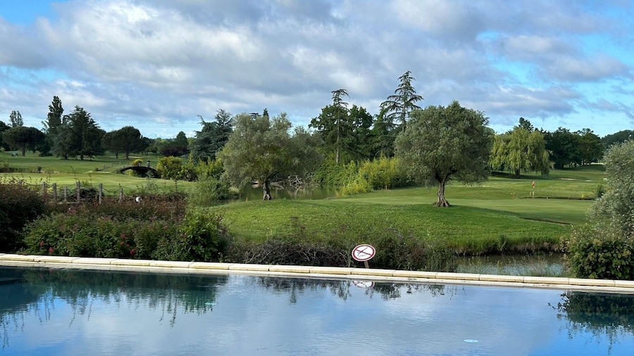 Mercure Toulouse Aeroport Golf de Seilh