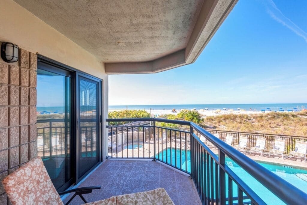 Deluxe Condo, Ocean View | Balcony view