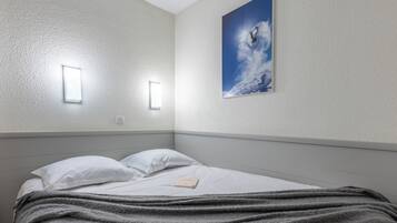 Apartamento estándar | Espacio para trabajar con un portátil, cunas (de pago), wifi gratis