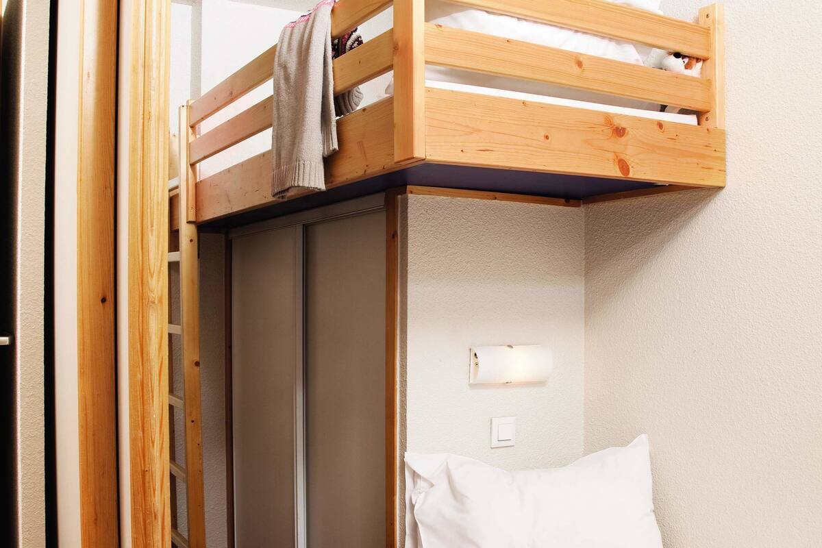 Appartement, 1 chambre, balcon | Fer et planche à repasser, lit de bébé (supplément)