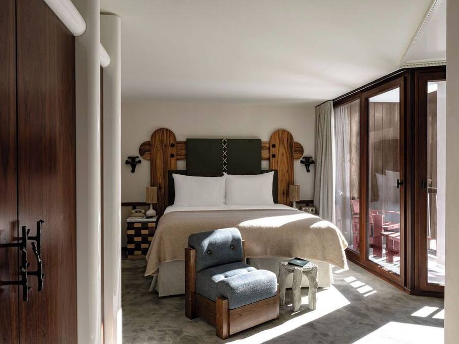 Ropa de cama de alta calidad y minibar