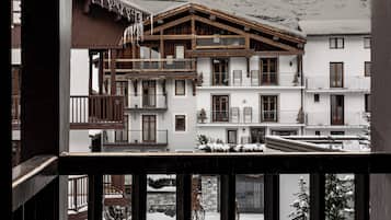 Kamer, balkon (Val d'Isère) | Balkon
