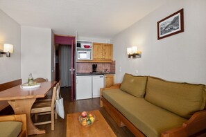 Apartment 4 people - 1 bedroom | Living area