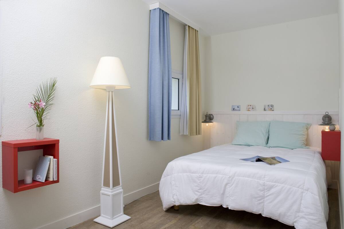Studio | Setrika/meja setrika, Wi-Fi gratis, dan seprai linen