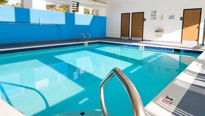 Indendørs pool