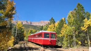 مكان جذب سياحي