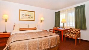 Bügeleisen/Bügelbrett, kostenloses WLAN, Bettwäsche, Wecker