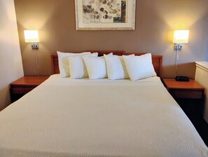 Iron/ironing board, free WiFi, bed sheets, alarm clocks - Tava Motel Manitou Springs (Manitou Springs)
