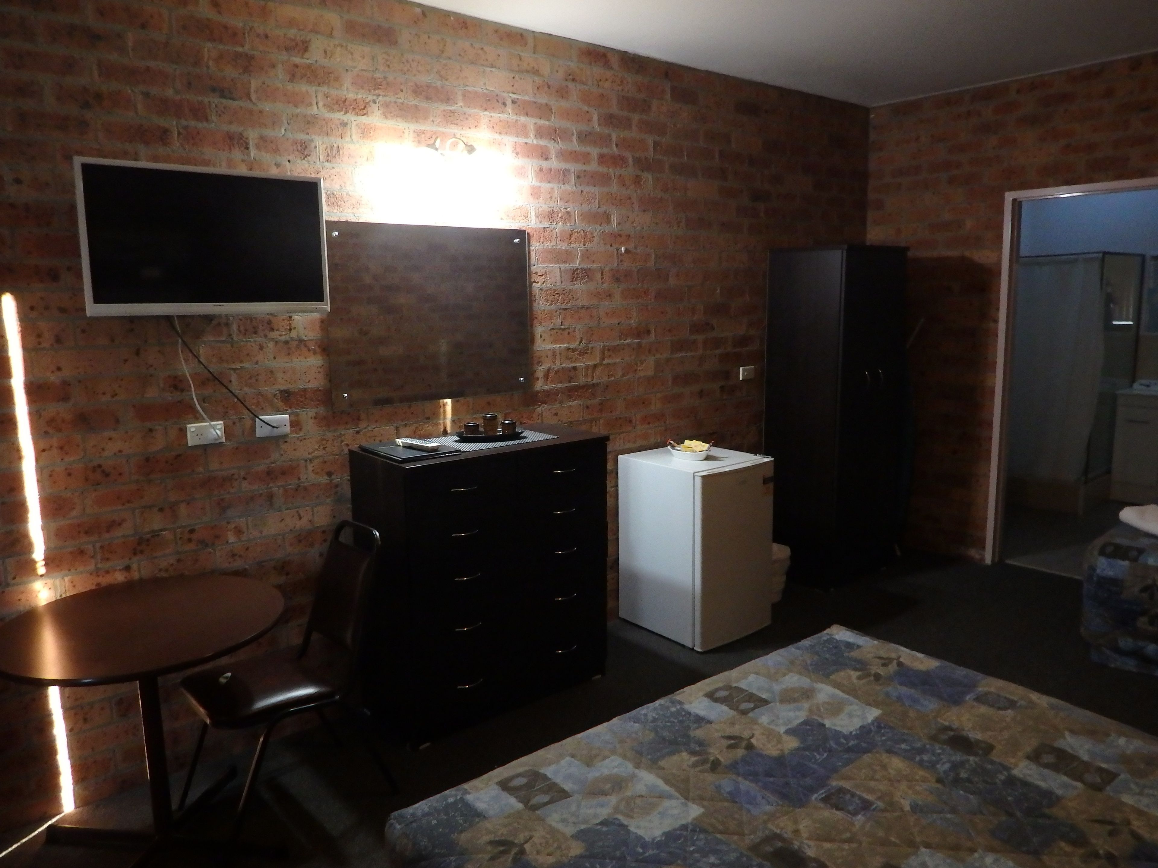 Schreibtisch, kostenloses WLAN, Bettwäsche