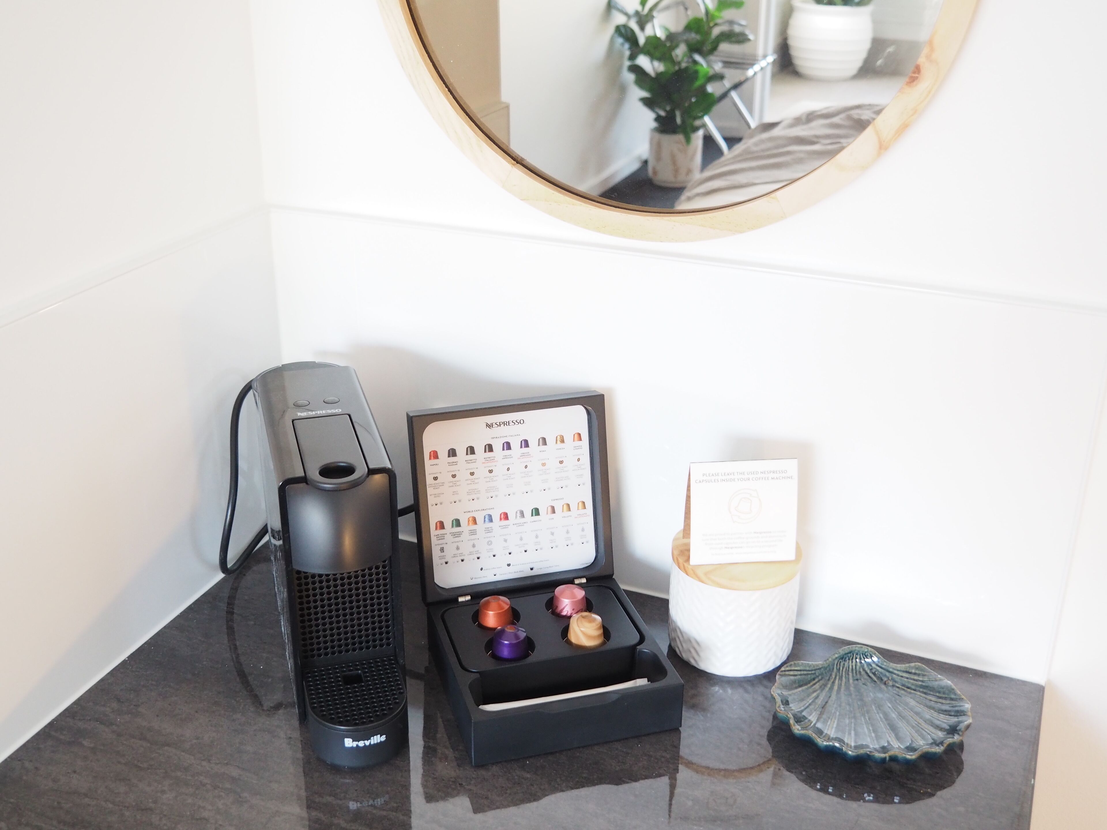 Kaffe og/eller kaffemaskin