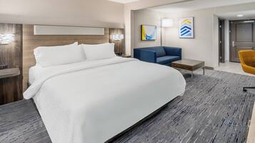 Ropa de cama de alta calidad, colchones con pillow-top y escritorio