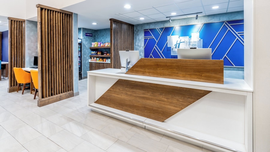 Holiday Inn Express Hotel & Suites - Cheyenne by IHG