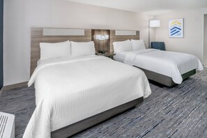 1 bedroom, premium bedding, pillow-top beds, desk