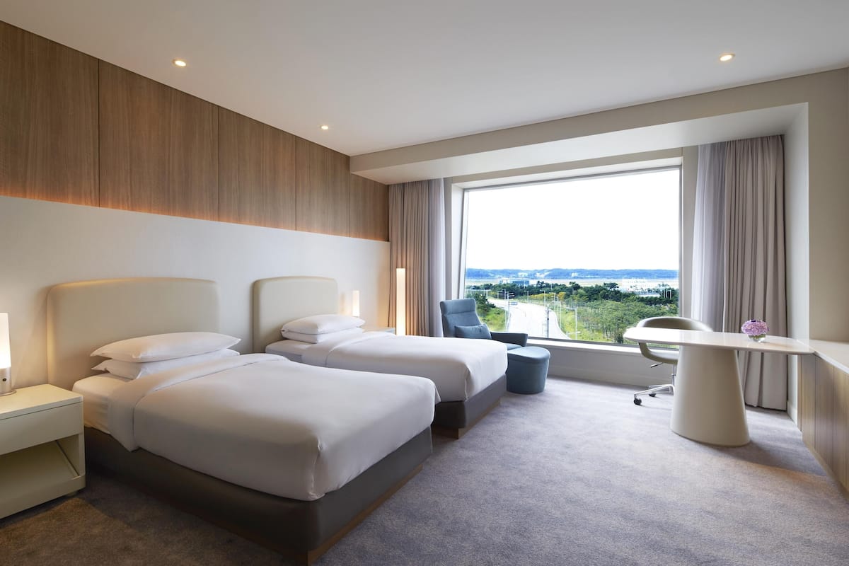 Club Room, 2 Twin Beds | Premium bedding, down comforters, minibar, in-room safe