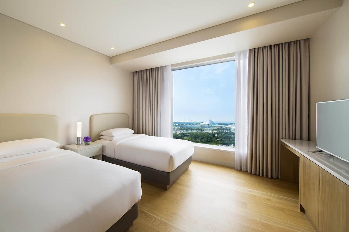Room, 2 Bedrooms (West Tower, Residence) | Premium bedding, down duvets, minibar, in-room safe