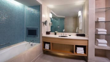Grand Suite, 1 King Bed, Airport view | Bathroom | Rainfall showerhead, eco-friendly toiletries, hair dryer, bathrobes