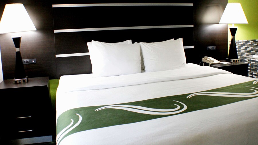 Quality Inn & Suites Bedford West