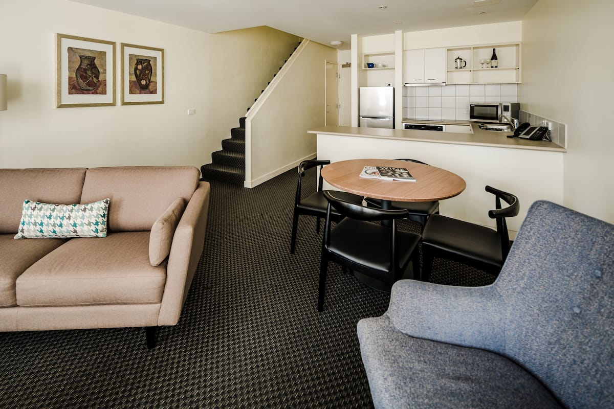 Stadtwohnung, 2 Schlafzimmer | Wohnbereich