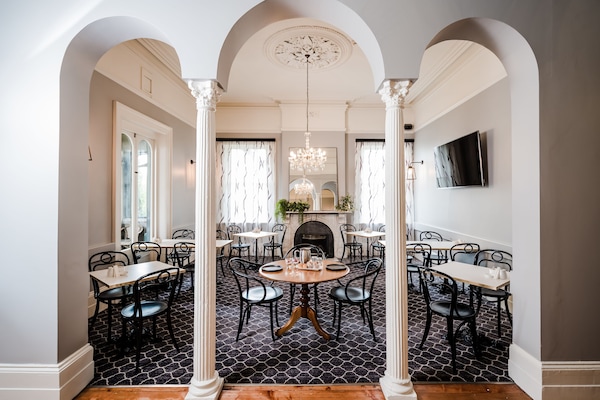 Daily cooked-to-order breakfast for a fee