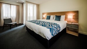 Minibar, desk, iron/ironing board, free cots/infant beds