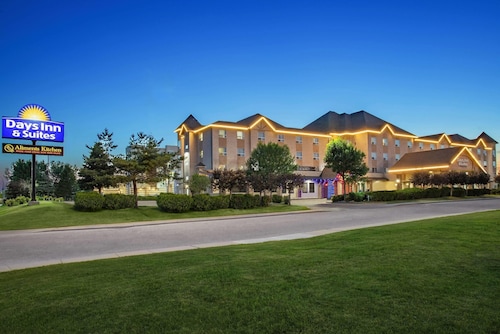 Days Inn & Suites by Wyndham West Edmonton