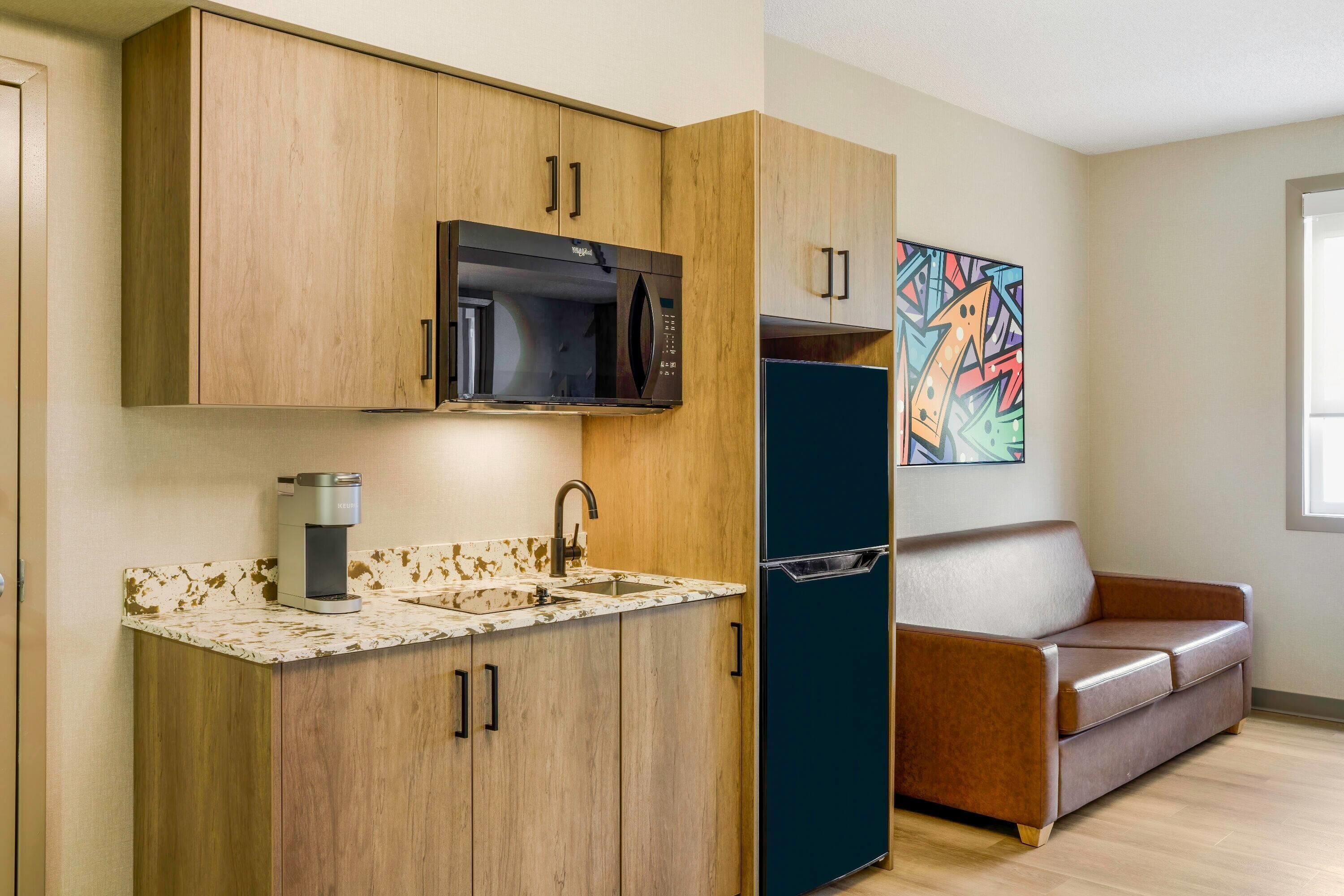 Photo - Days Inn & Suites by Wyndham West Edmonton